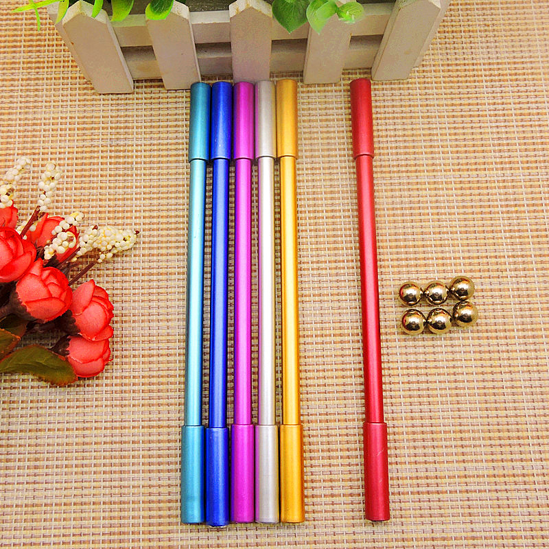 Yiwu Selection around the fingertips neutral pen decompression multi-functional magnetic pen