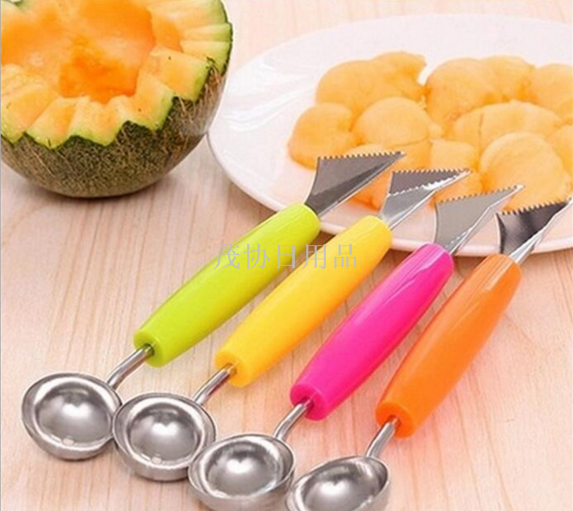 Double head stainless steel fruit scoop corrugated carving knife watermelon fruit platter scoop
