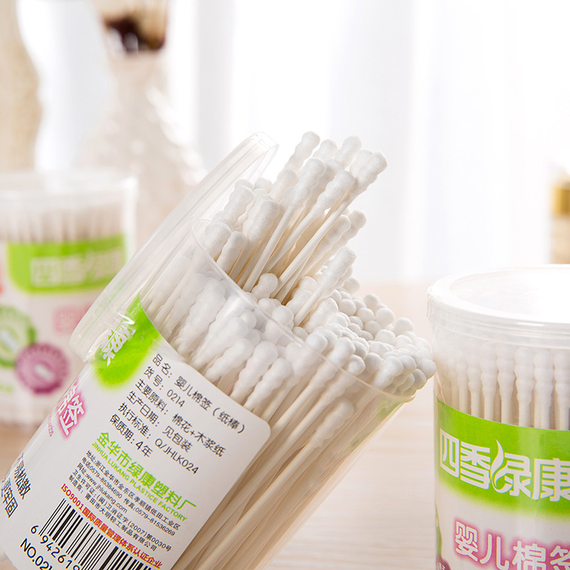 Factory Direct Cotton Double-Head Disposable Bamboo Swabs Baby Special Health 200 2-Head Boxed Cotton Swabs Application Scenario