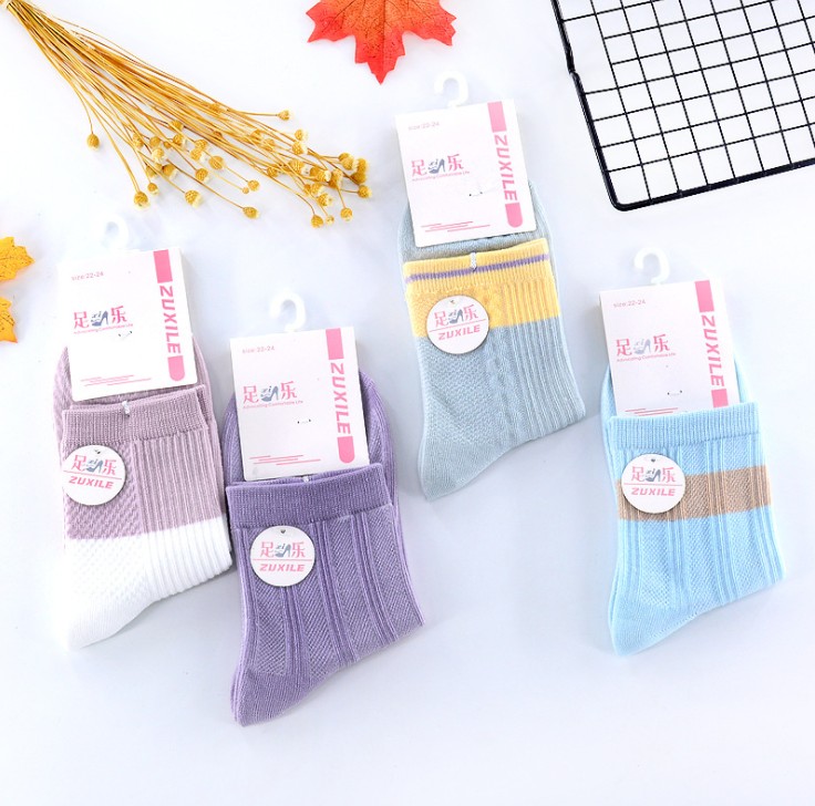 新品袜子秋冬棉袜 日系刺绣双针纯棉中筒螺纹口女袜细节图