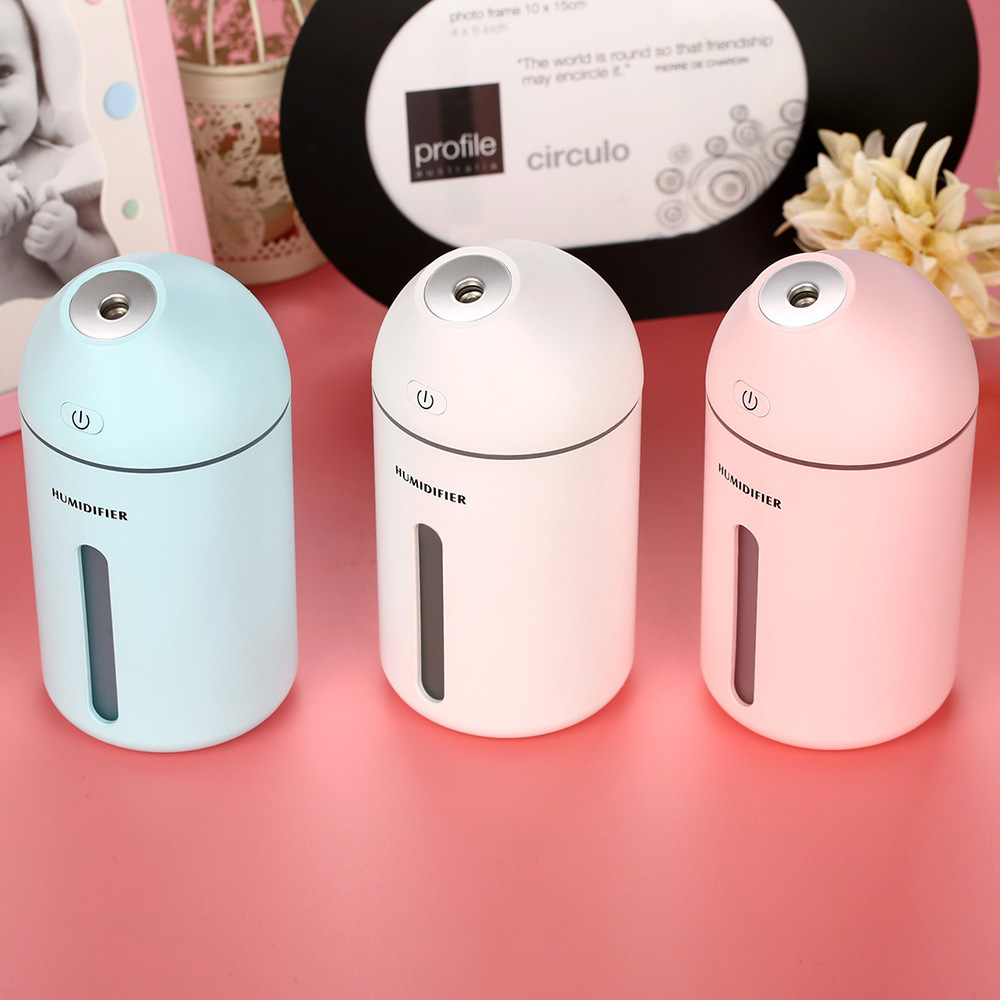 The new Xiaomeng C9 humidifier, USB air mini humidifier, seven-color light, silent, convenient, beauty and moisturizing humidifier