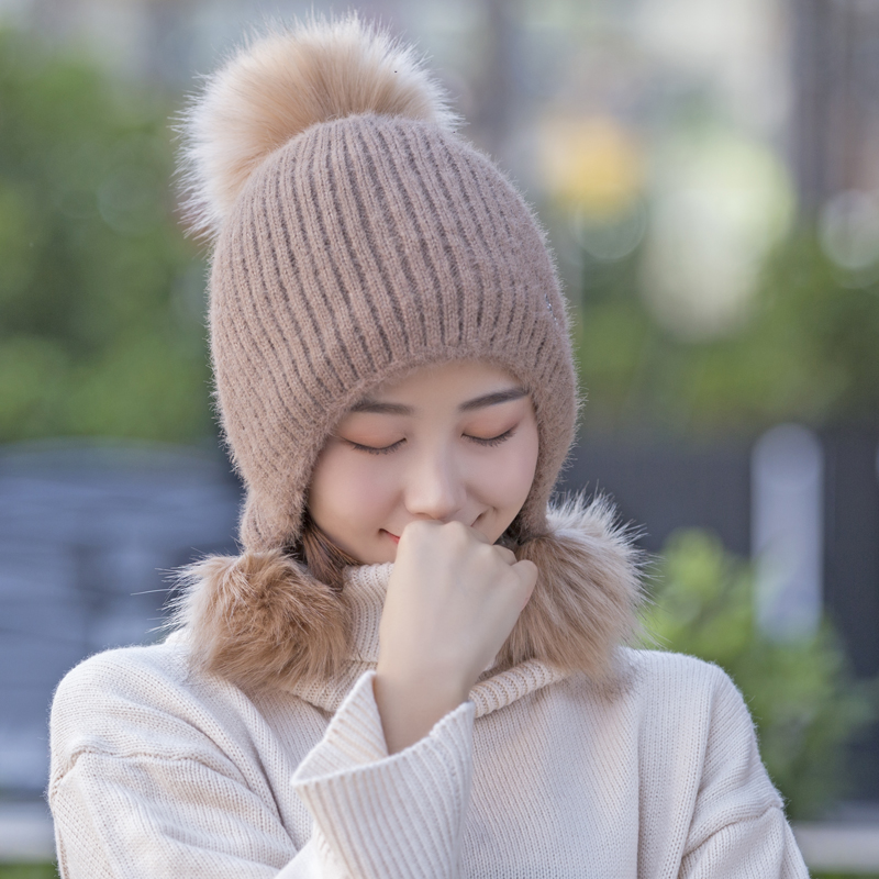 A new warm, casual and cute knitted hat for ladies from South Korea details Picture