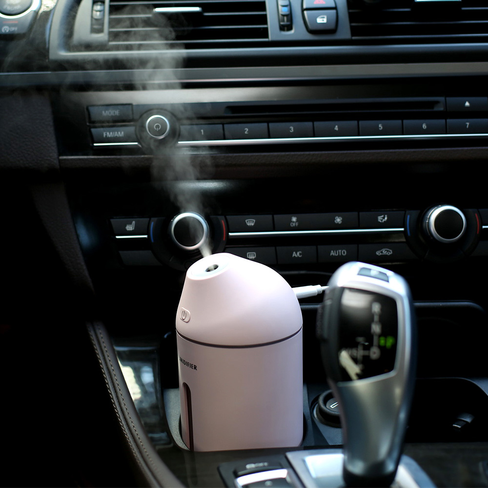 The new Xiaomeng C9 humidifier, USB air mini humidifier, seven-color light, silent, convenient, beauty and moisturizing humidifier Application Scenario