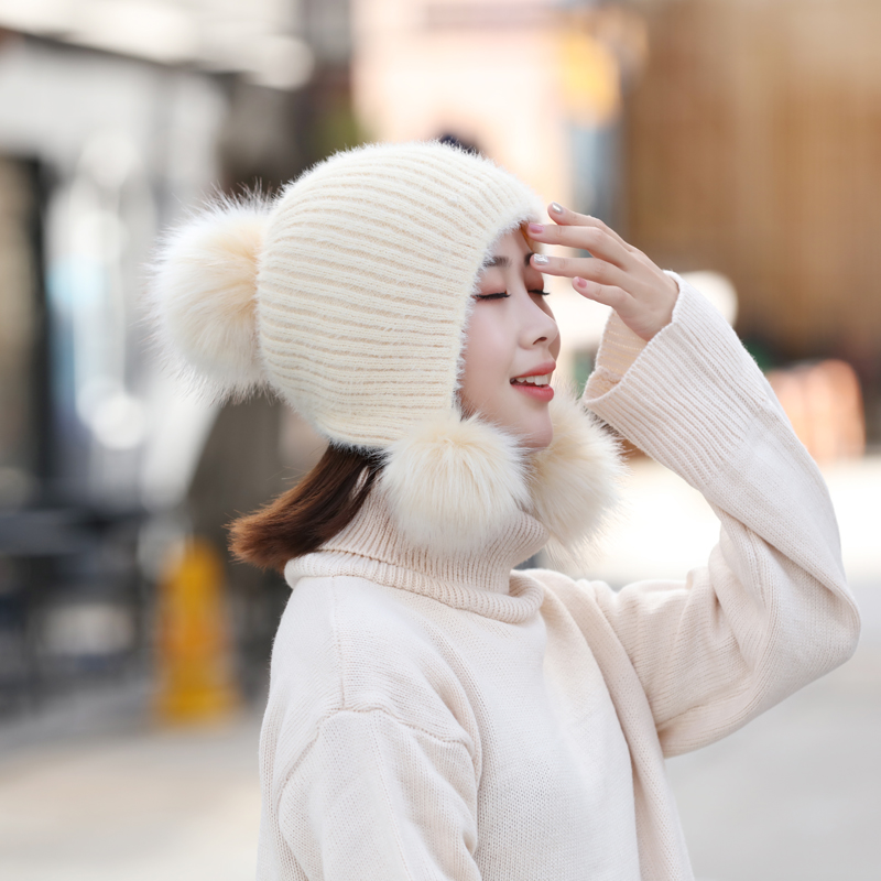 A new warm, casual and cute knitted hat for ladies from South Korea Item Picture