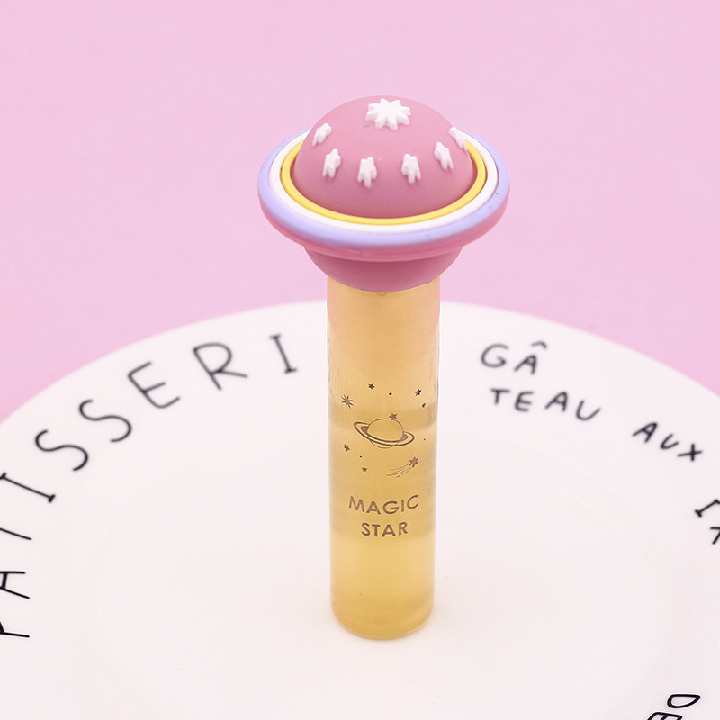 Planet Series Flowing Sand Short Tube Perfume Application Scenario