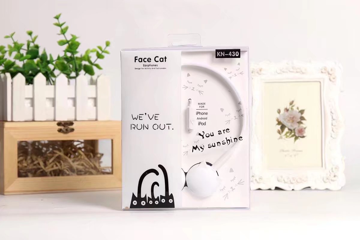 Yinbaoli Fashion and Creative cat-ear over-ear Headphones, cute girls' Headphones KN430 details Picture