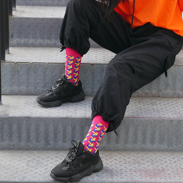 Autumn and winter British-style geometric color-blocking trendy men's socks, street all-cotton mid-calf socks, European and American men's and women's socks