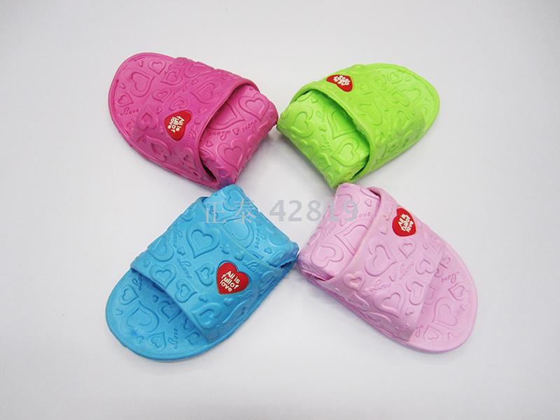 One-piece delivery service for ladies' bathroom slippers, EVA flip-flops, and home casual cooling slippers Specification image
