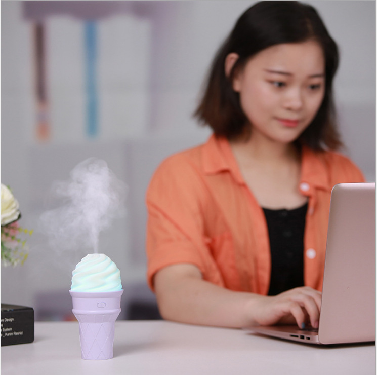 新品冰淇淋加湿器 七彩夜灯小补水神器 便携USB静音雾化加湿器细节图