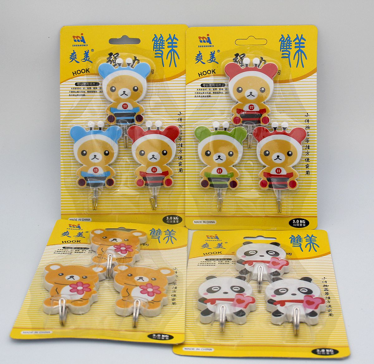 Creative cartoon sticky hooks, coat hooks, hooks and hanging object hooks are selling well at the street stall for 2 yuan (3-piece set)
