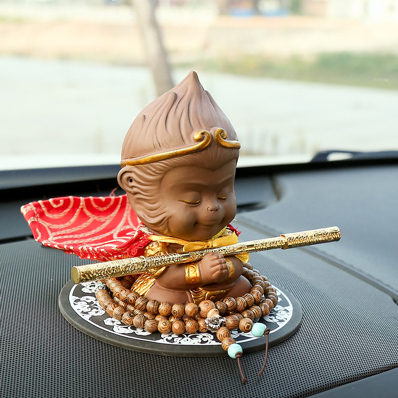 创意汽车摆件可爱猴子车载摆件车内装饰品车上用品齐天大圣孙悟空产品图