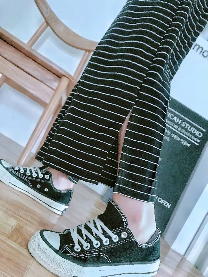 Thin knitted cotton black and white striped zebra stretch wide body, versatile for girls, elastic waist split wide leg casual trousers Specification image