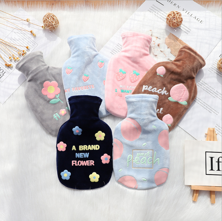 Cartoon fruit plush hot water bag Rubber liner safe water hot water bag Ladies students winter water warm bag