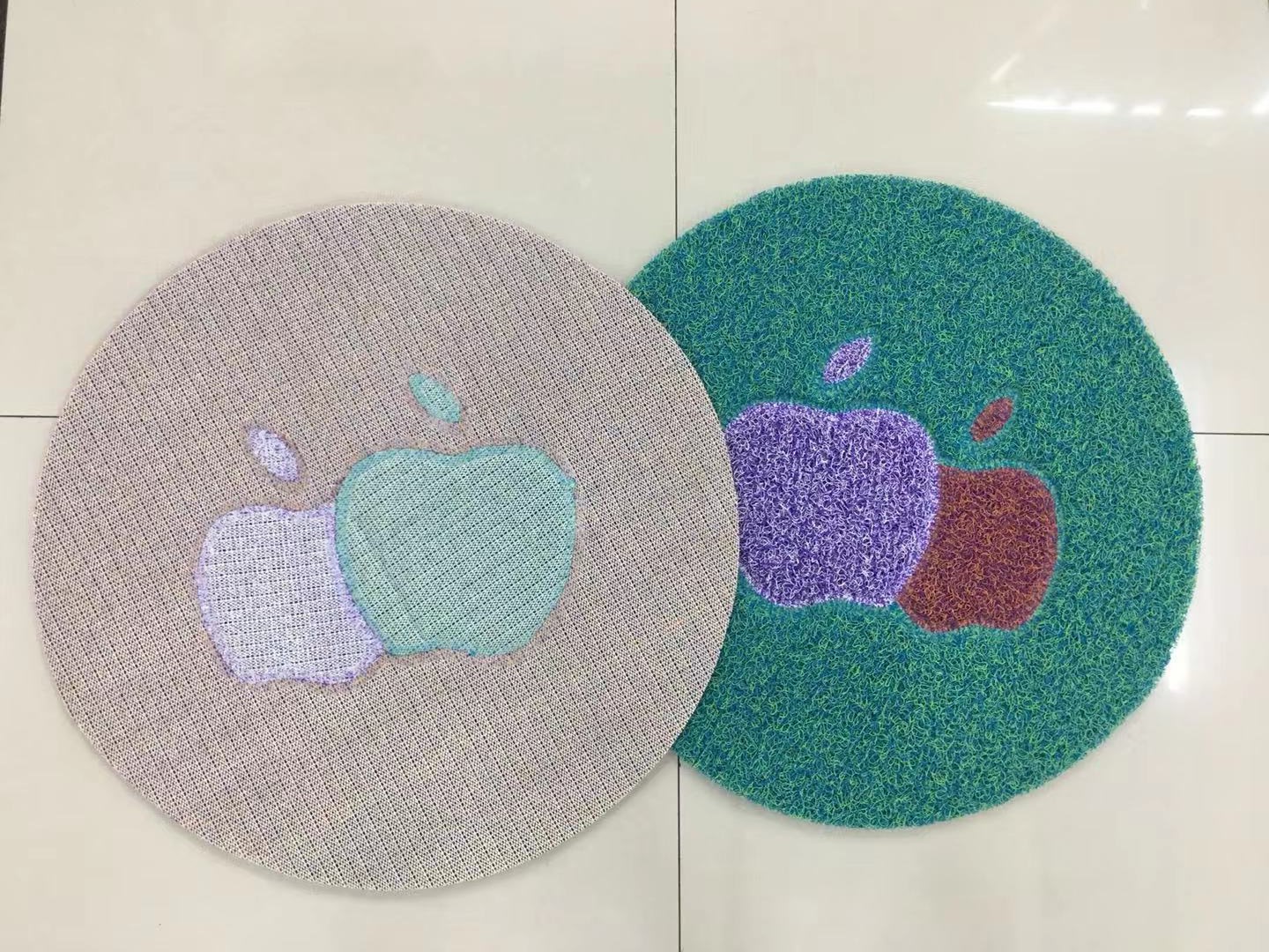 Medium-thick mesh bottom two-color circular puzzle floor mat, entrance brushed puzzle foot mat, anti-slip brushed mat, door mat full figure
