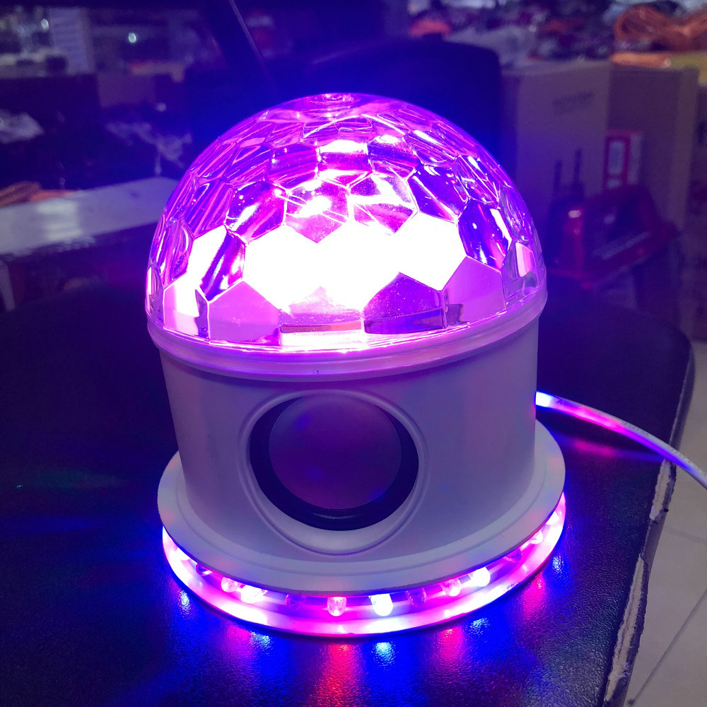新款蓝牙蘑菇魔球 七彩声控小音箱舞台灯 led智能音乐水晶魔球细节图