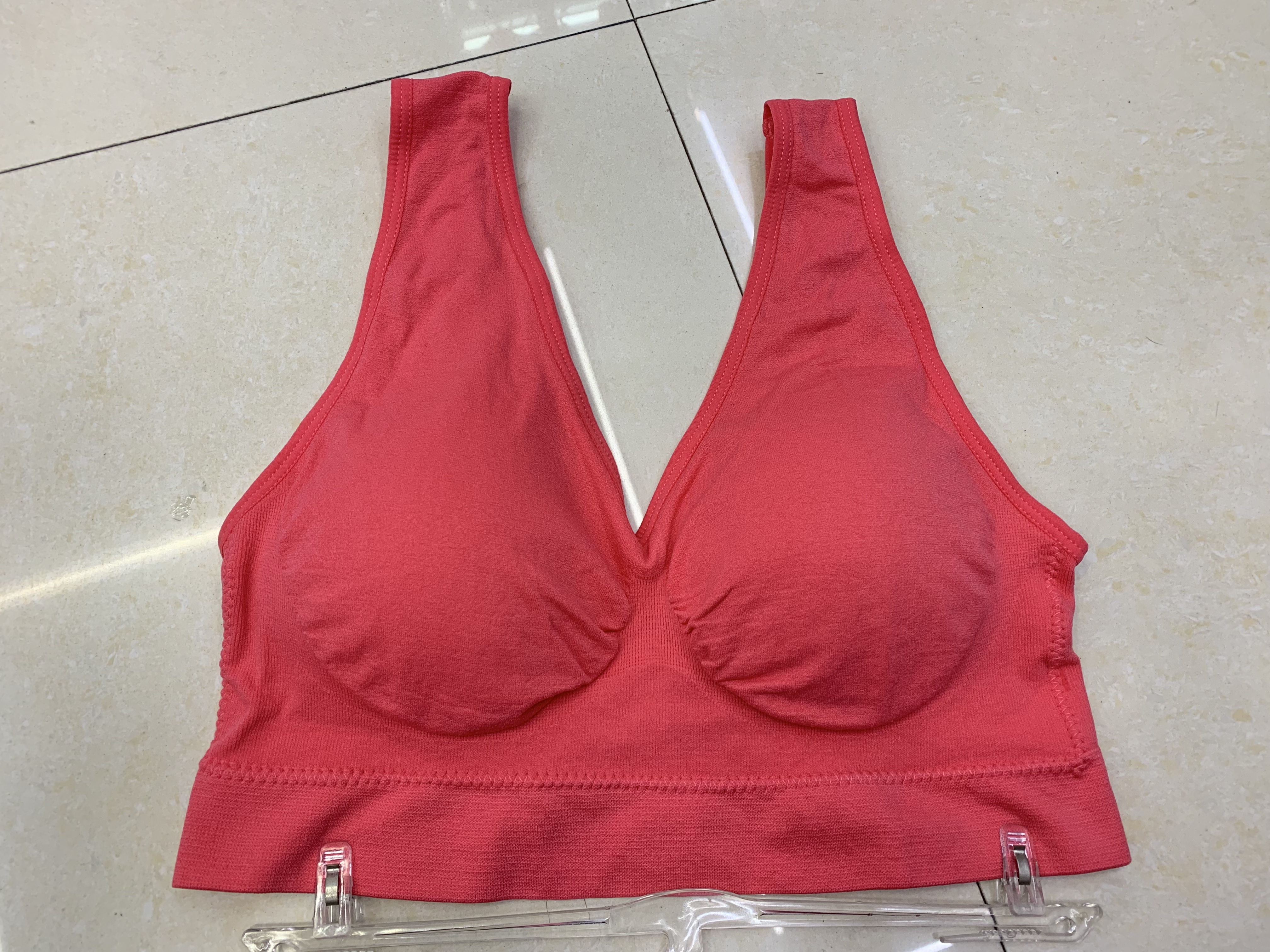 瑜伽美背/文胸/运动衣/无痕内衣不可拆卸胸垫/瑜伽裤女高腰户外产品图