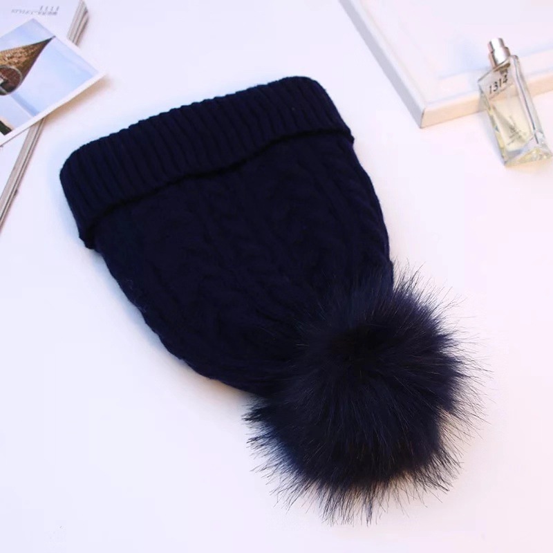 Foreign Trade Europe And The United States Autumn And Winter Large Wool Ball Thickened With Double Wool Wool Outdoor Warm Knitted Hat Female Spot Wholesale Application Scenario