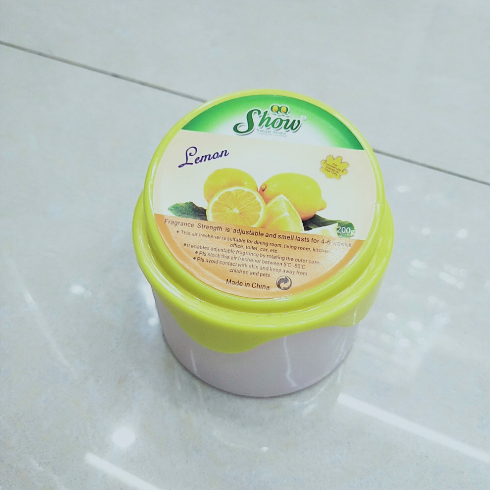 2018新款汽车香膏固体可调节去异味车载香薰香罐汽车香水摆件批发