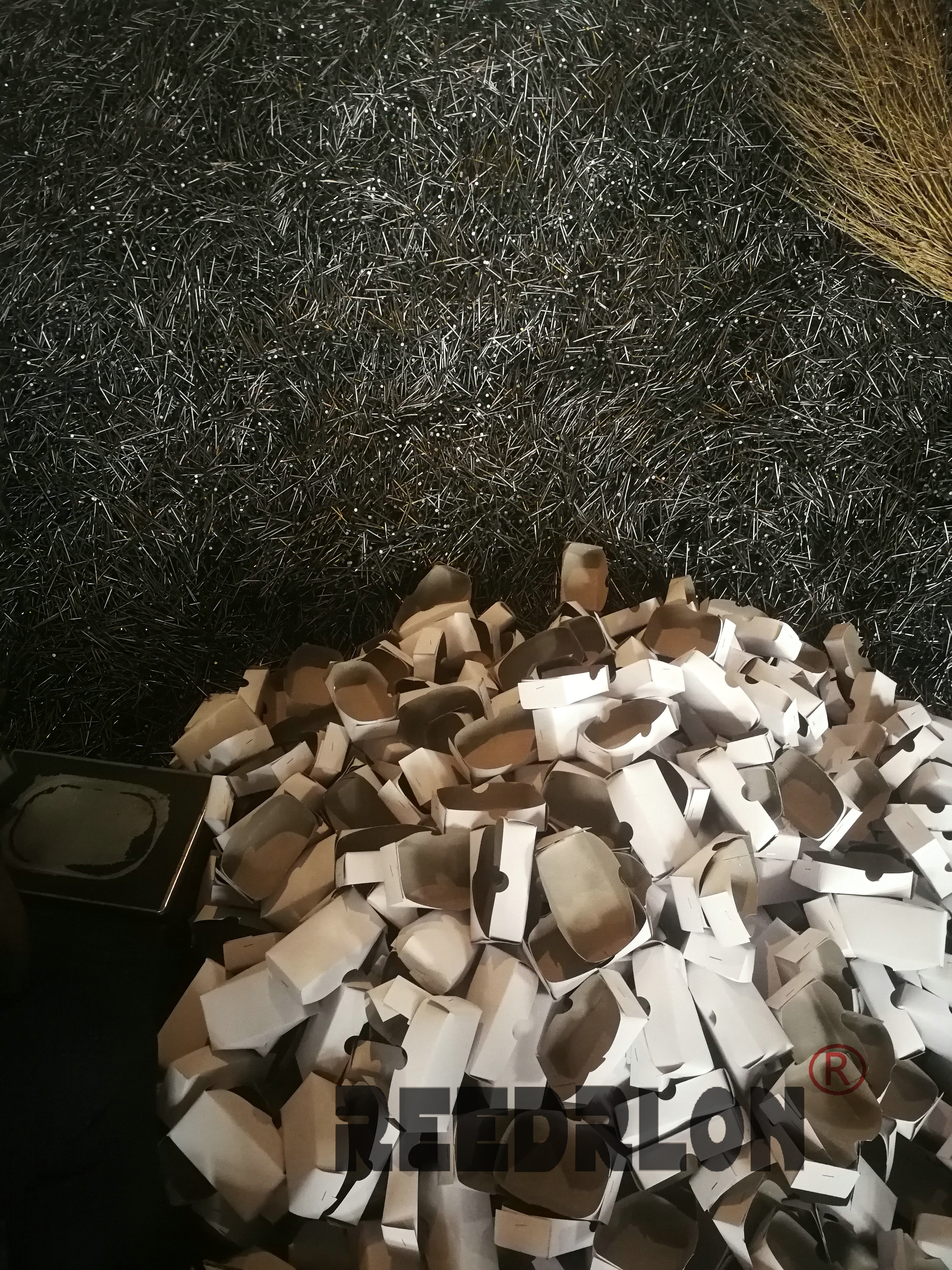 Red Lung nails 16 boxes export Yemen Kuwait world map outer box BWG11*2" Specification drawing