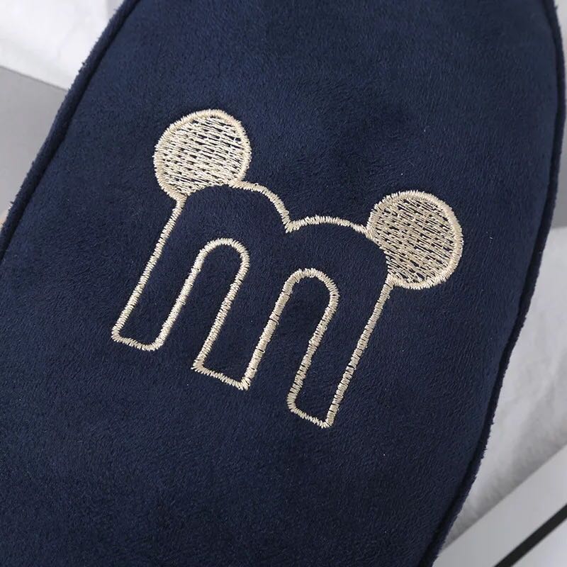 New style of gloves for women's winter outdoor cycling, warm and cute Korean-style fleece necklaces, thick cotton cold-proof suede fleece gloves Application Scenario