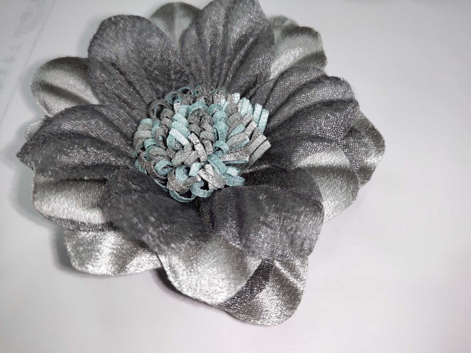 Reveal the process of mixed color flower core