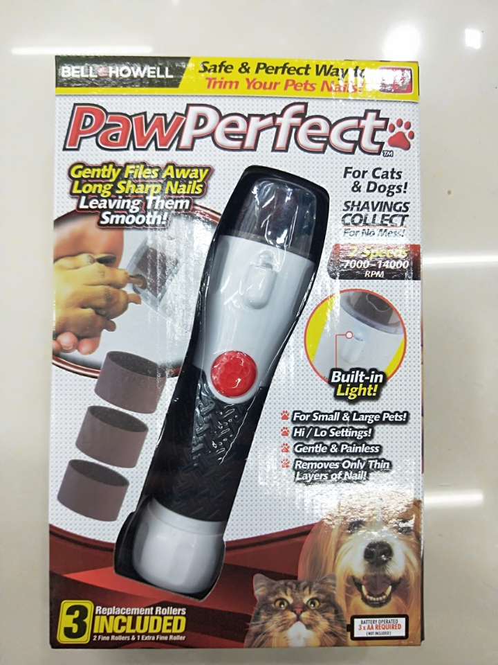 Nail clippers and nail trimmers for cats and dogs Application Scenario