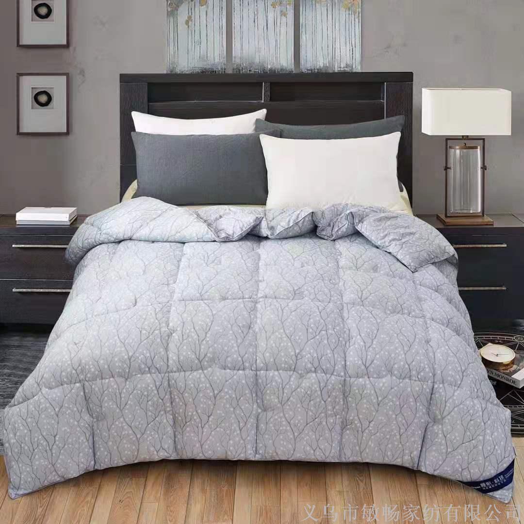 New Arctic Warm Velvet Fabric Filled With First Grade Feather Silk Cotton Filling Thick Warm Winter Quilt Series details Picture