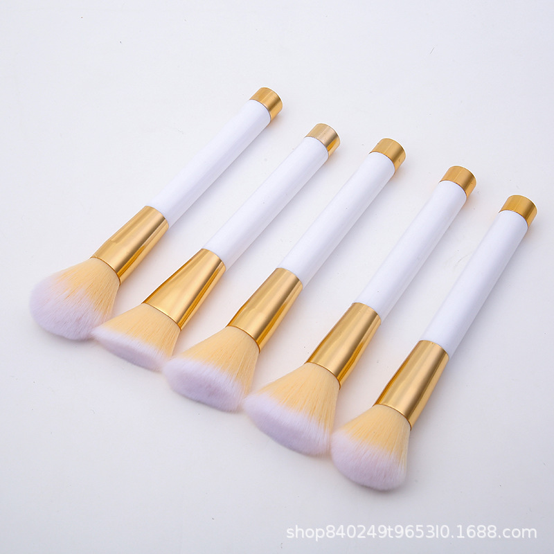 Wholesale of makeup brushes, blush brushes, loose powder brushes, beauty tools, single high-gloss brushes and contouring brushes from the manufacturer Application Scenario