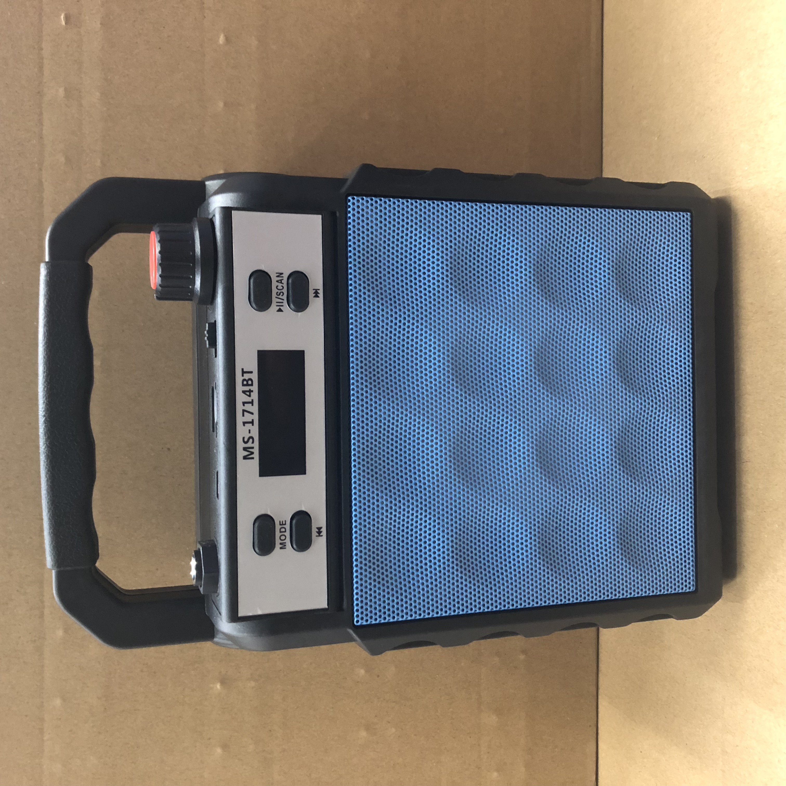 MS-1714 New 5.0 Bluetooth speaker with knob, card, USB, outdoor LED speaker with MIC, best-selling gift Application Scenario