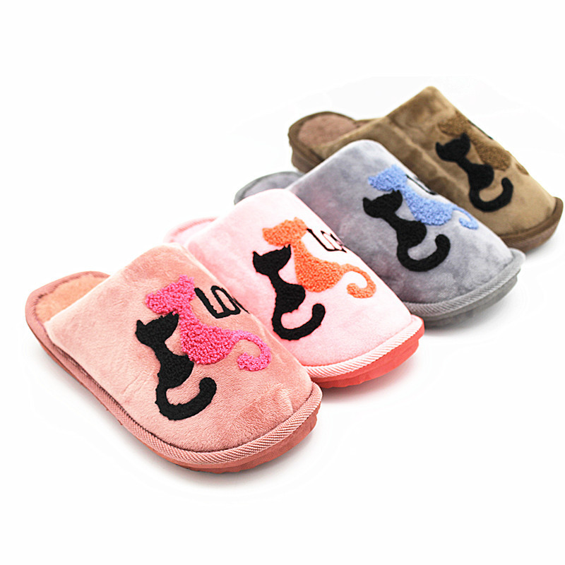 New cotton slippers for women, winter home use, couple cartoon, cute plush cotton slippers for men, factory low price details Picture