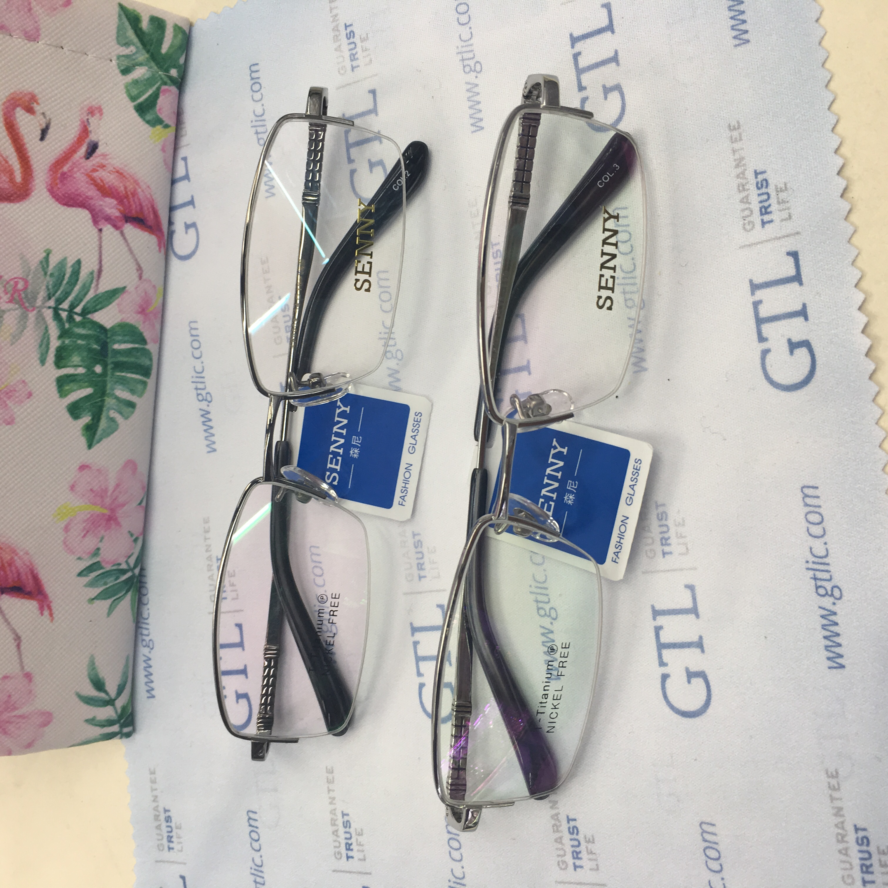 The new pure titanium frameless ultra-light myopia glasses and business men's glasses are best-selling products Application Scenario
