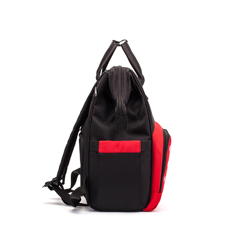 Mummy Bag, multi-functional large-capacity mother and baby bag, fashionable mom bag, waterproof baby bag, casual backpack Application Scenario
