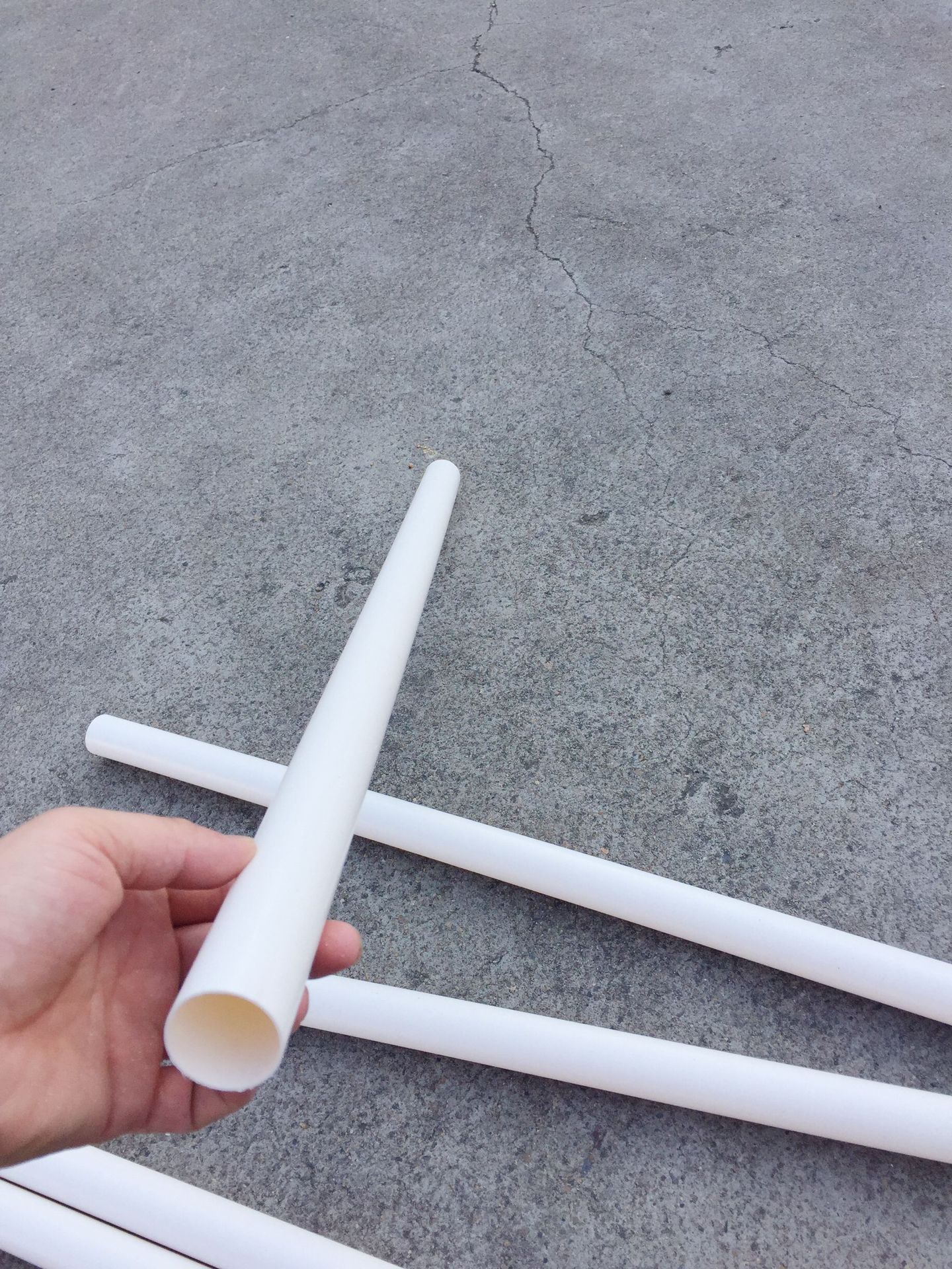 厂家直销批发PVC白色塑料杆 包装塑料筒 圆形无缝隙挂画轴 打包用