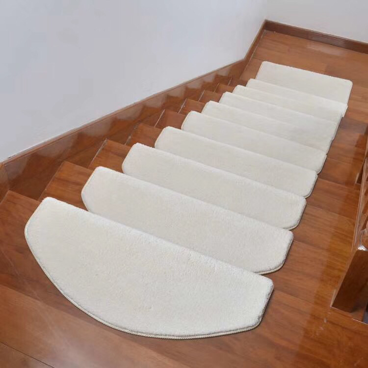 跨境电商楼梯防滑垫棉绒防滑隔音楼梯垫自粘高品质楼梯防白底实物图