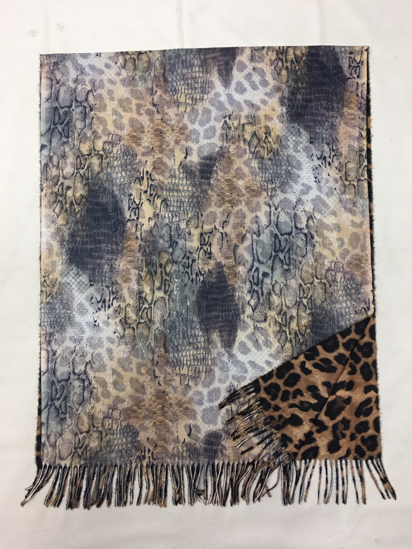 Autumn And Winter New Explosive Hot Sale In The Imitation Cashmere Double-Sided Digital Print Snake Leopard Point Specification drawing