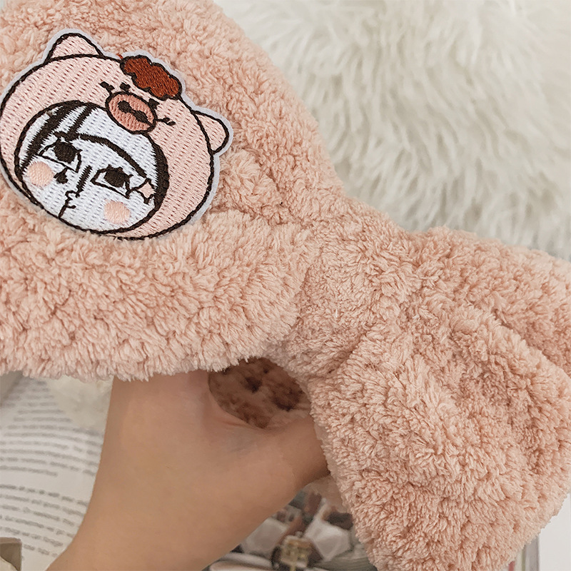 A versatile Korean hair accessory for Internet celebrities, a hair band, a must-have for little princesses for home makeup, a cute girl's hair tie and hair accessory Specification image