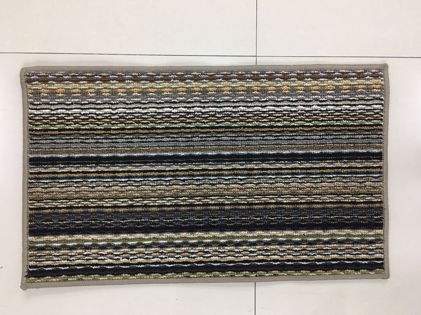 Rainbow floor mat, entrance colored anti-slip foot mat, polypropylene mat, door mat, home mat, rainbow polypropylene mat Item Picture