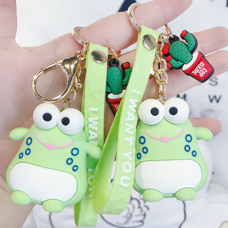 Wholesale of creative Korean girl style Instagram resin Q-version cute frog keychains, couple key chains and personalized pendants