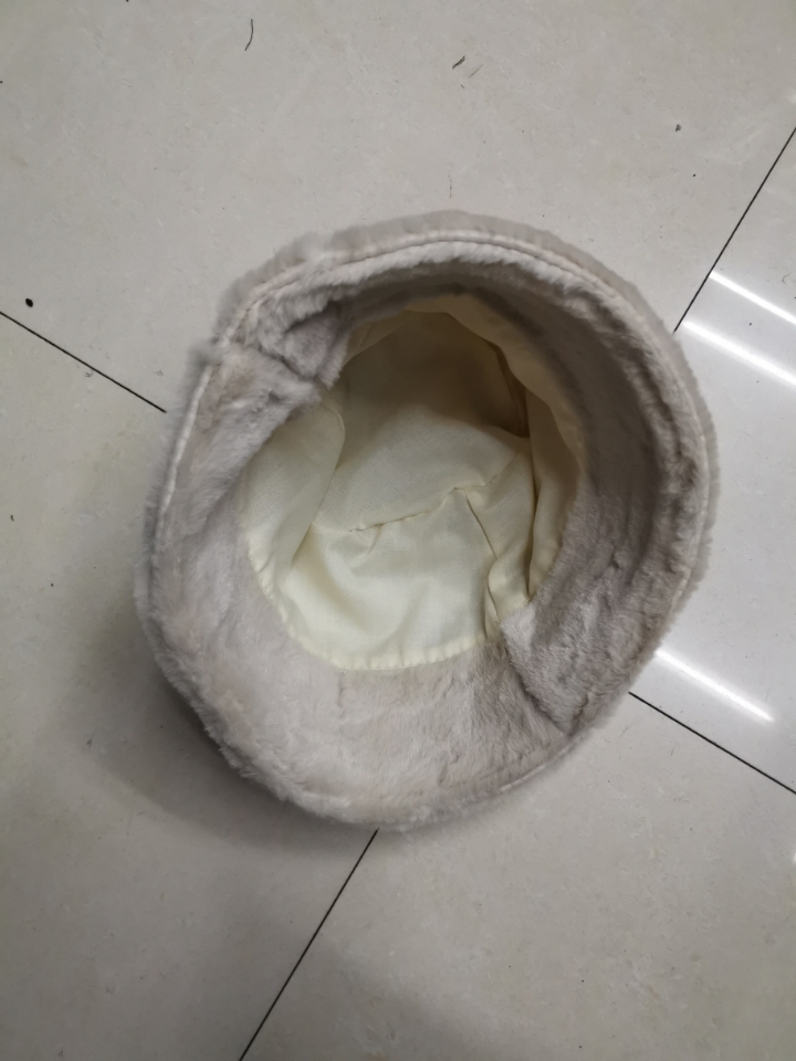 Winter 19 New Japanese And Korean Rabbit Hair Plush Straight Tube Warm Basin Hat Can Be Folded Application Scenario