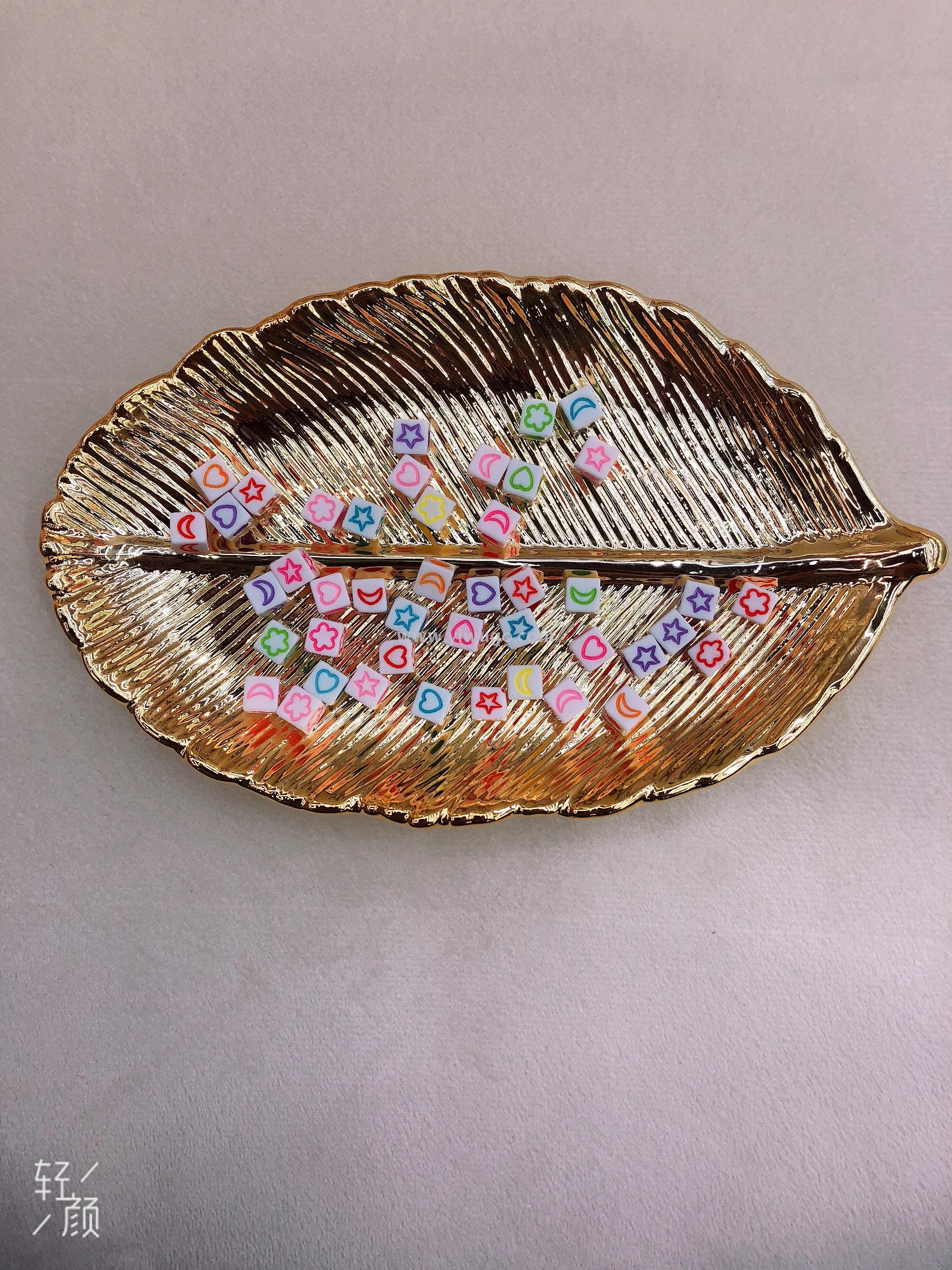 Jungle elephant, stars, moon, flowers, hearts, acrylic beads, DIY children's beaded jewelry accessories, loose beads, round beads, toy accessories Specification image