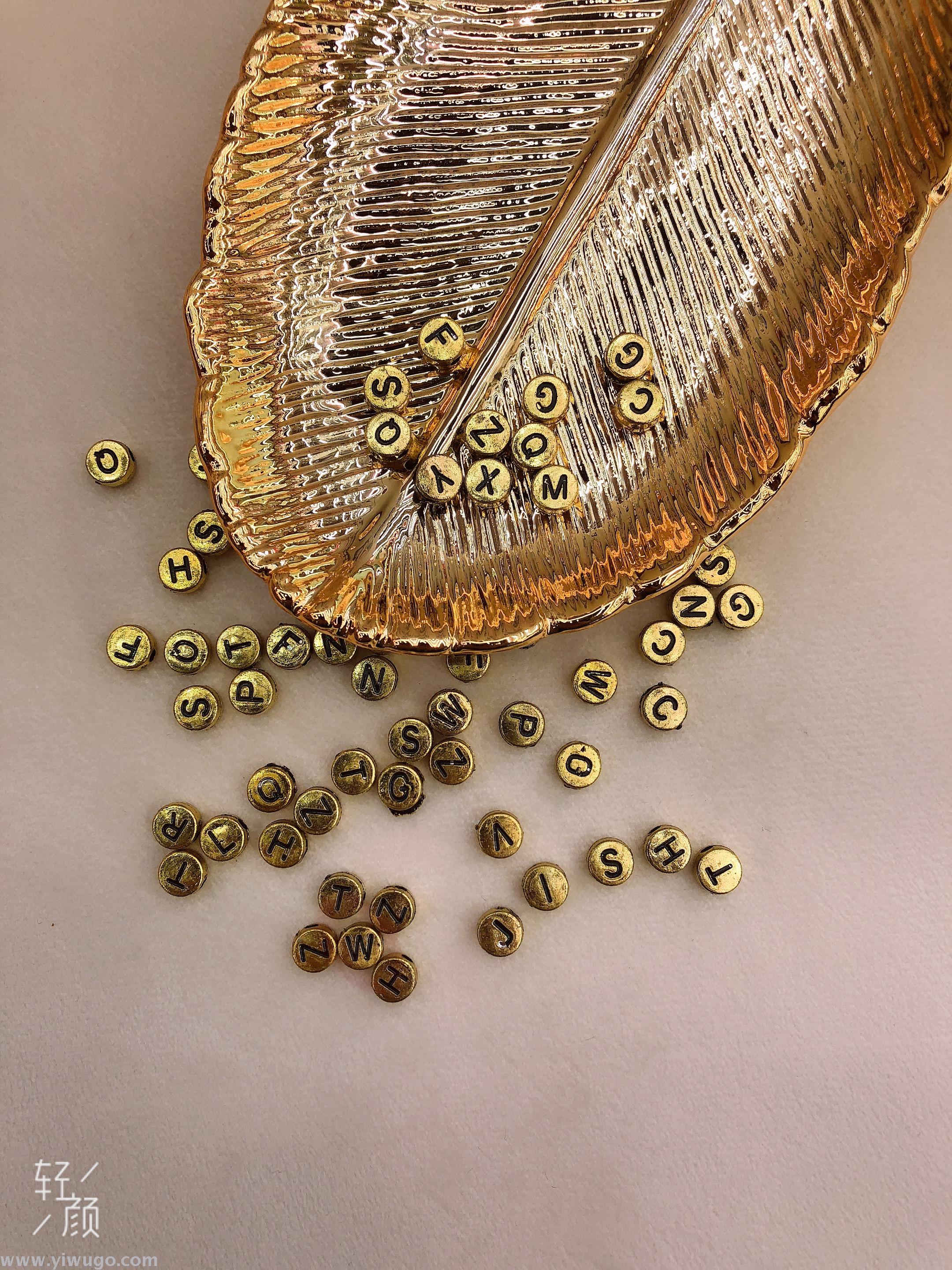 Jungle Elephant 26 English color transparent letter acrylic beads, DIY children's beaded jewelry accessories, loose beads and round beads Specification image