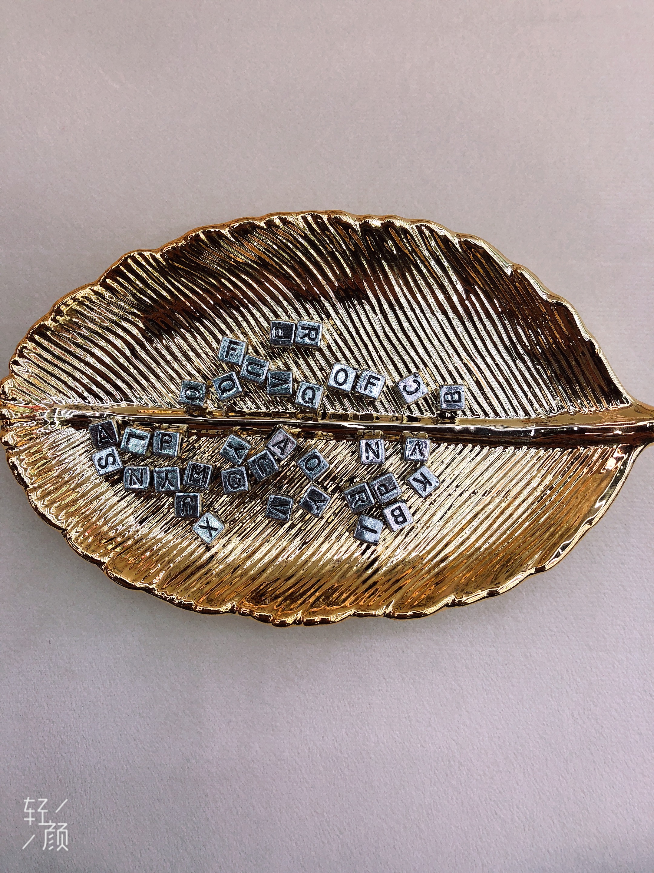 Jungle Elephant 26 English letter electroplated letter beads, DIY children's beaded jewelry accessories, loose beads, round beads toys details Picture