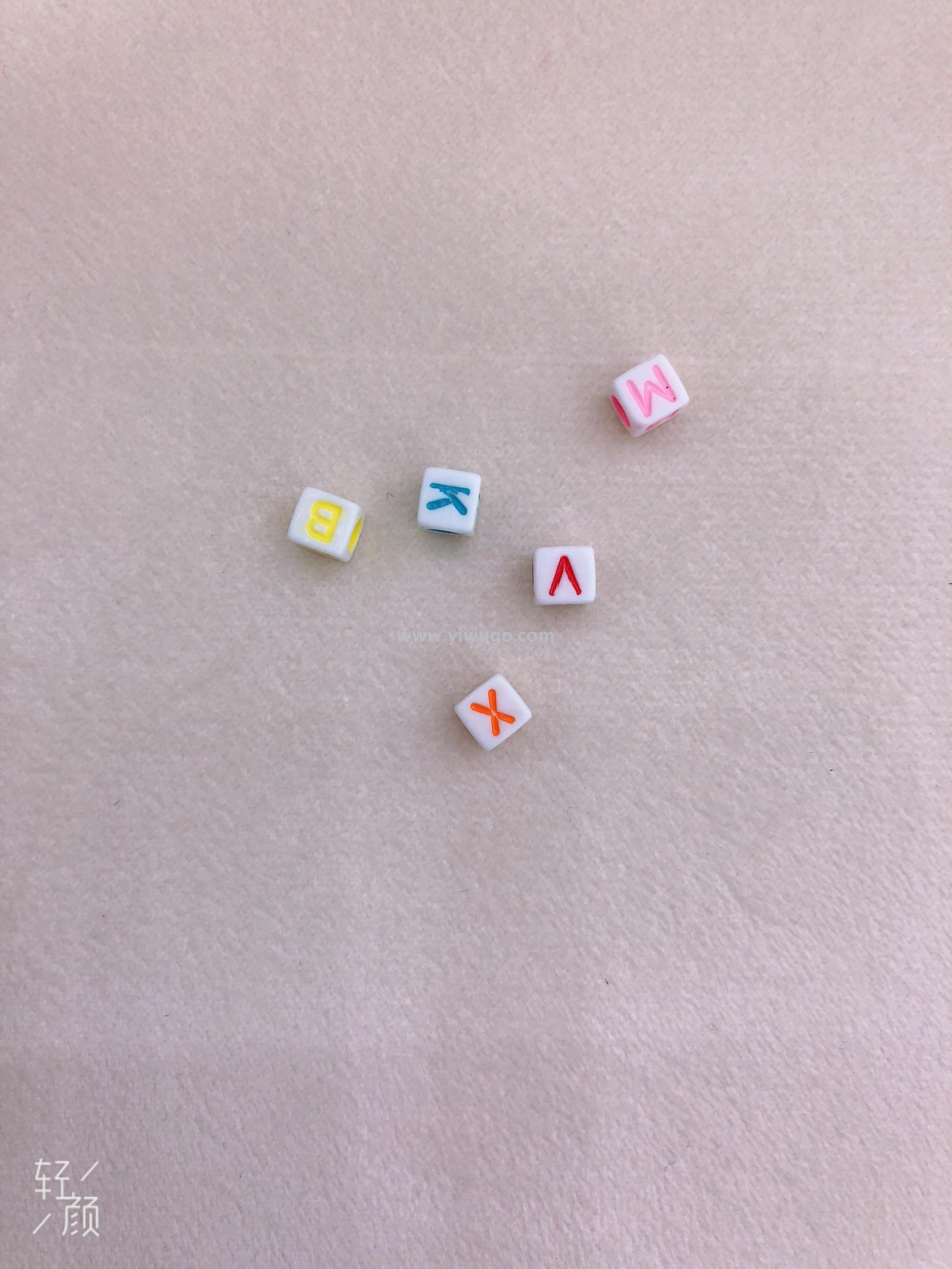 Jungle Elephant English letter Acrylic letter beads, DIY children's beaded jewelry accessories loose beads round beads Application Scenario