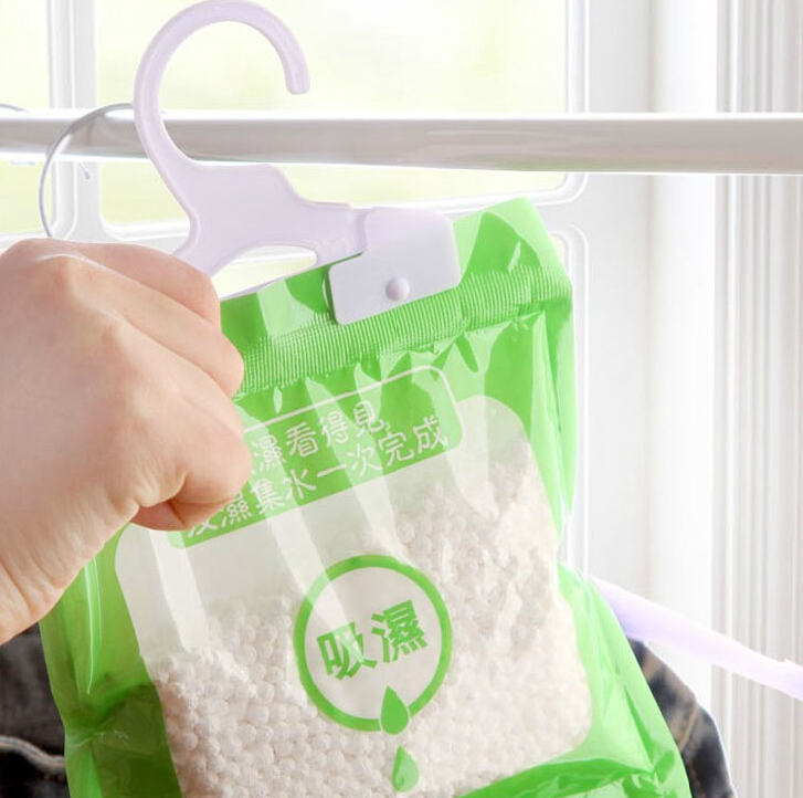 Hanging dehumidifier bags, wardrobe dehumidifier, hanging water-absorbing dehumidifier bags, desiccant, DuPont paper desiccant Specification drawing