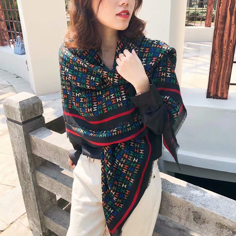 19 ~ 20 Years European Korean Fashion New Korean Version Of Explosive Egger Pattern Square details Picture