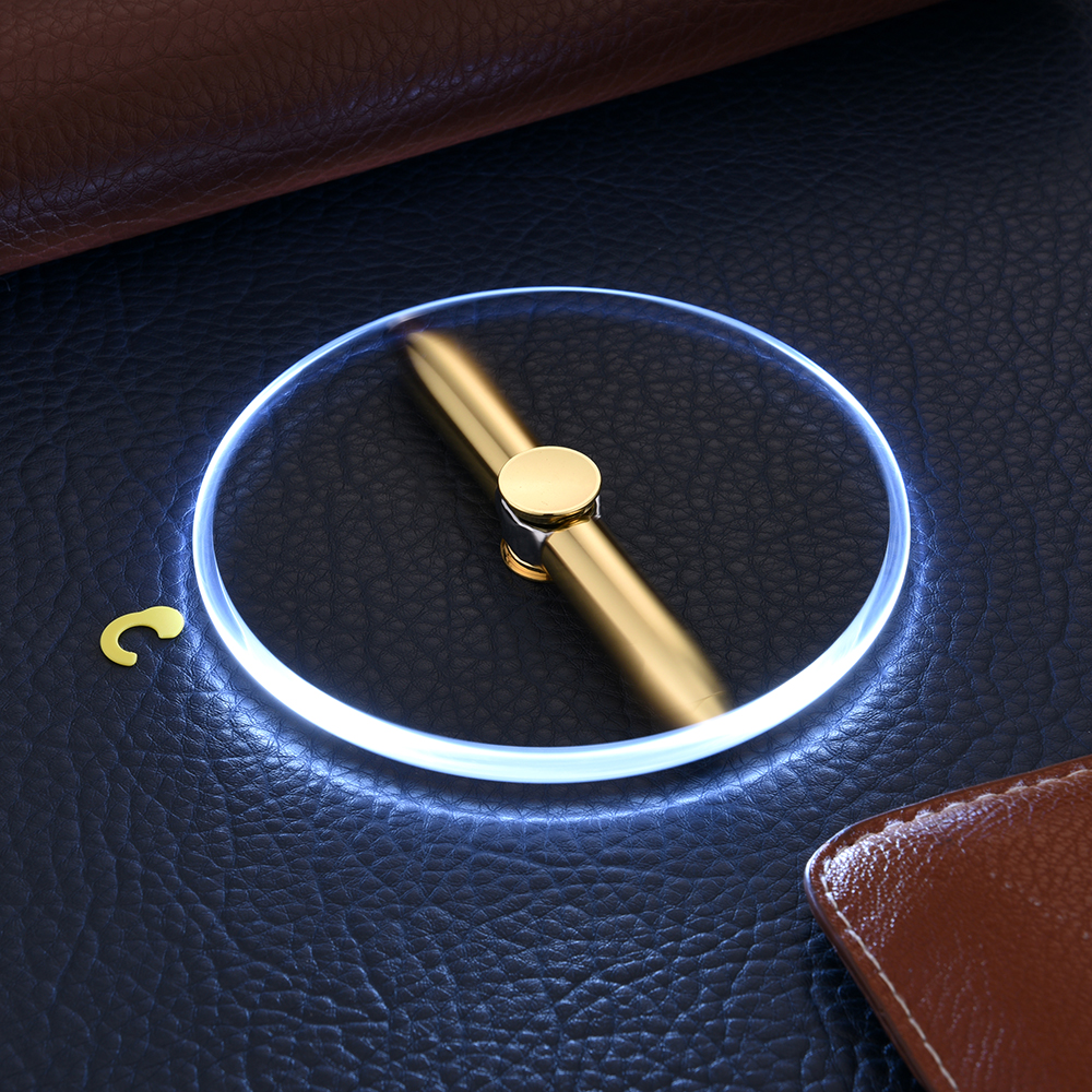 Finger spinner multi-functional ballpoint pen, rotating metal pen, creative LED light, stress-relieving finger spinner pen Application Scenario