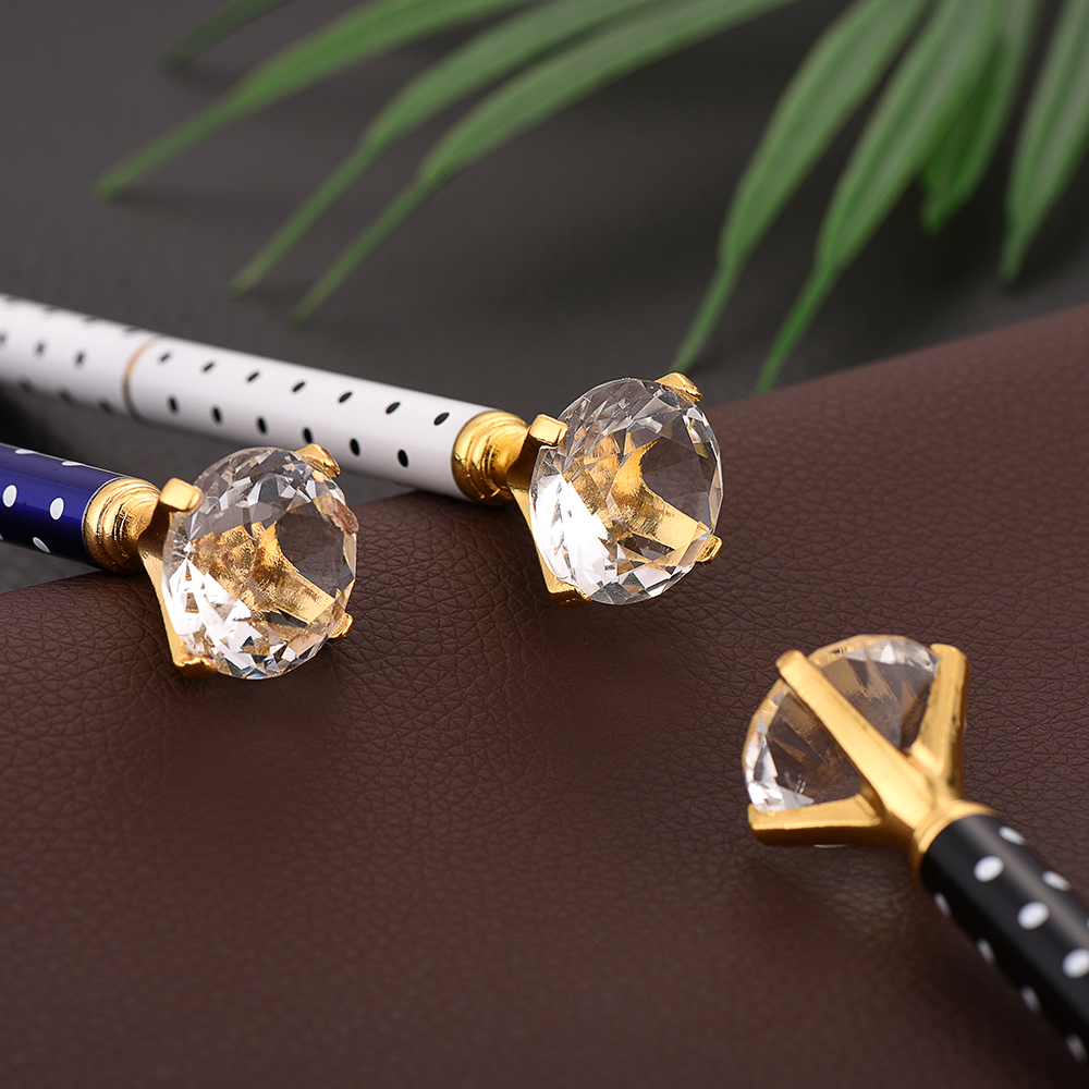 Best-selling metal crystal pen customization company LOGO printed ballpoint pen, diamond pen, creative crystal large diamond pen Item Picture