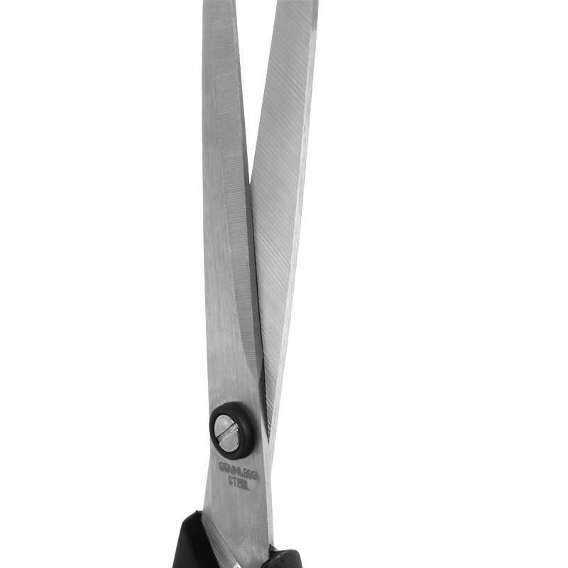 9007 Rubber and plastic scissors, 7.5-inch scissors, office scissors, kitchen scissors, stationery scissors, tailor scissors Application Scenario