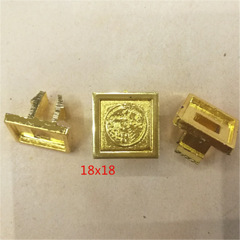 The manufacturer wholesals high-quality wine box accessories and customizes new wine box accessories based on samples Item Picture