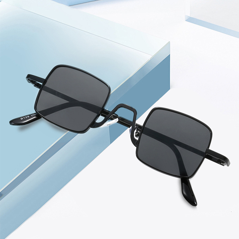 厂家直销批发热销款眼镜 B129新款方形韩国时尚金属太阳镜